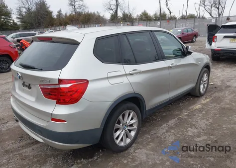 2013 BMW X3 xDrive28I z USA, uszkodzony, nr VIN 5UXWX9C52D0A28522